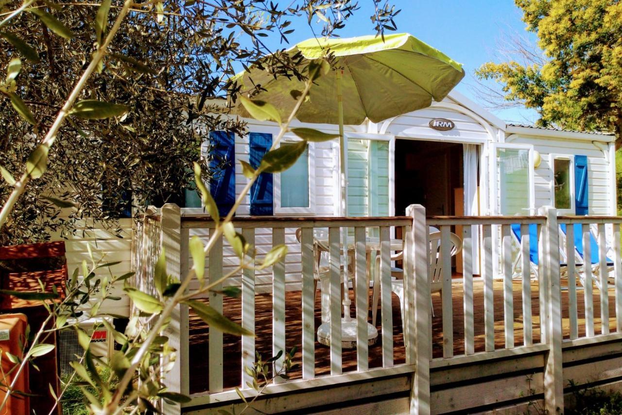 Toscana Holiday Village มนโตโปลิอินวัลดาร์โน ภายนอก รูปภาพ