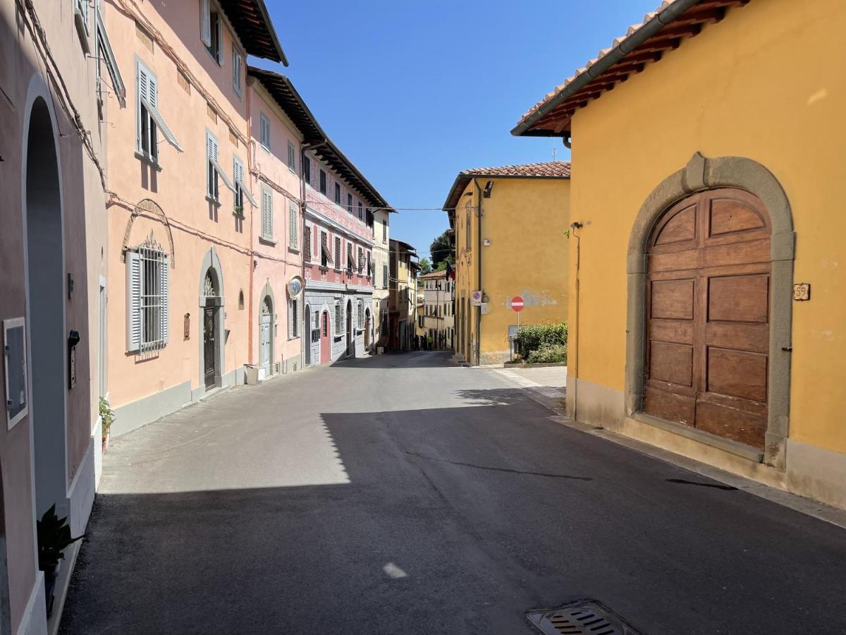 Toscana Holiday Village มนโตโปลิอินวัลดาร์โน ภายนอก รูปภาพ