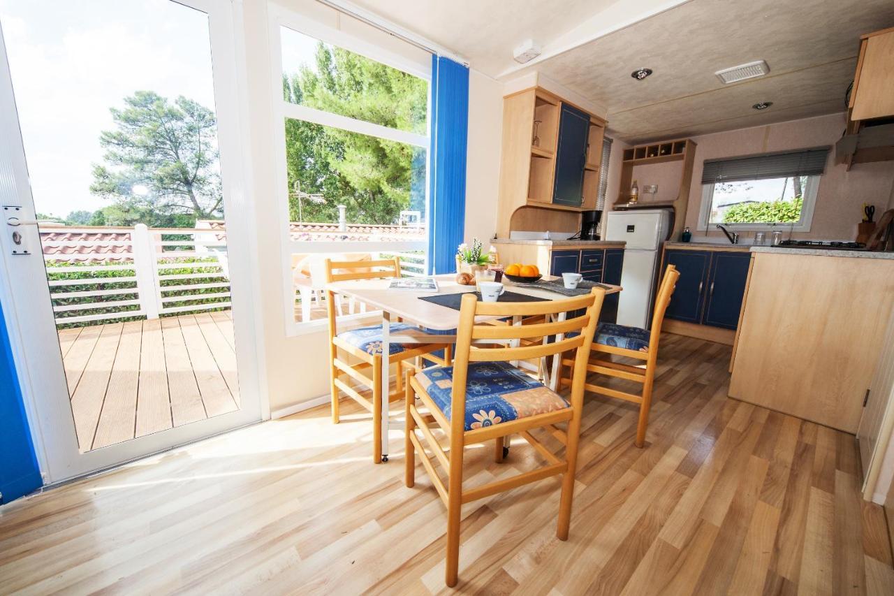 Toscana Holiday Village มนโตโปลิอินวัลดาร์โน ภายนอก รูปภาพ