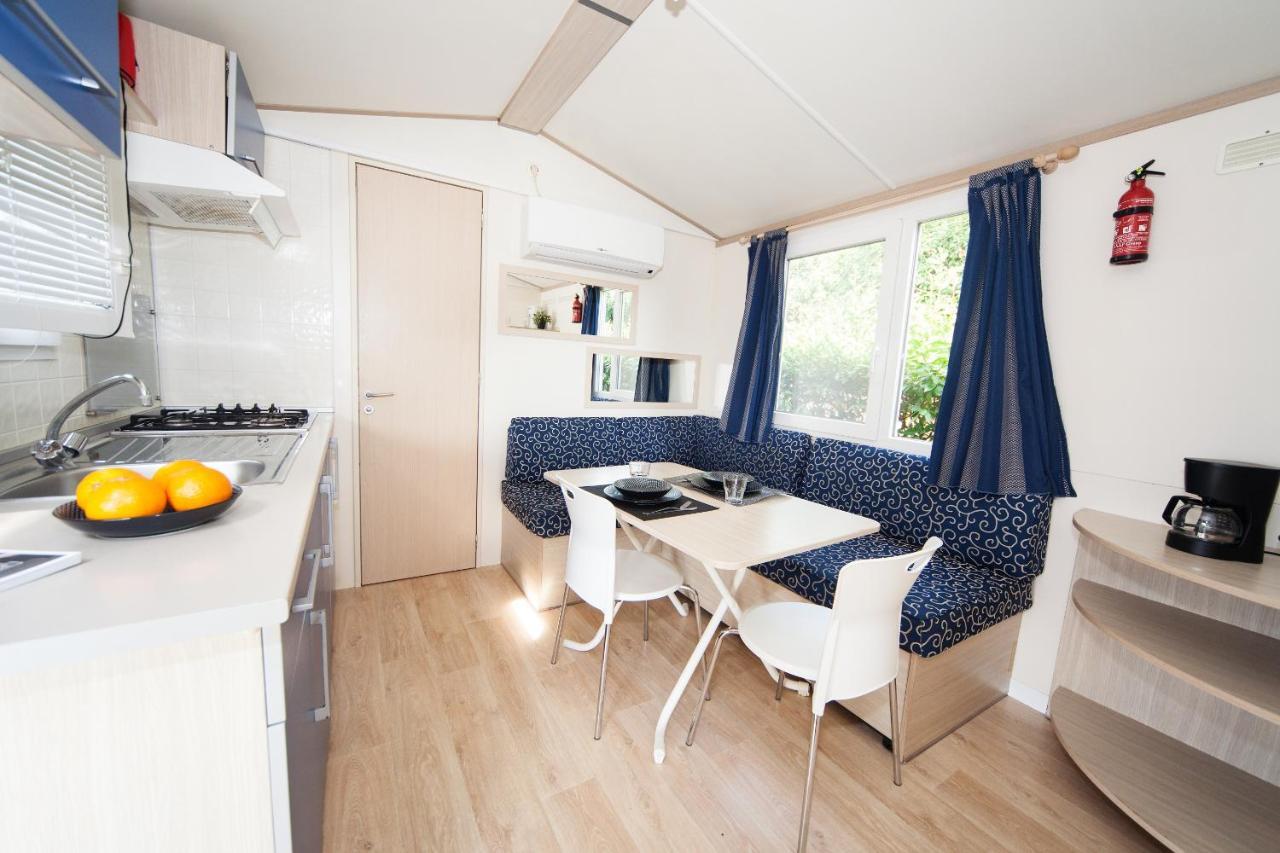 Toscana Holiday Village มนโตโปลิอินวัลดาร์โน ภายนอก รูปภาพ